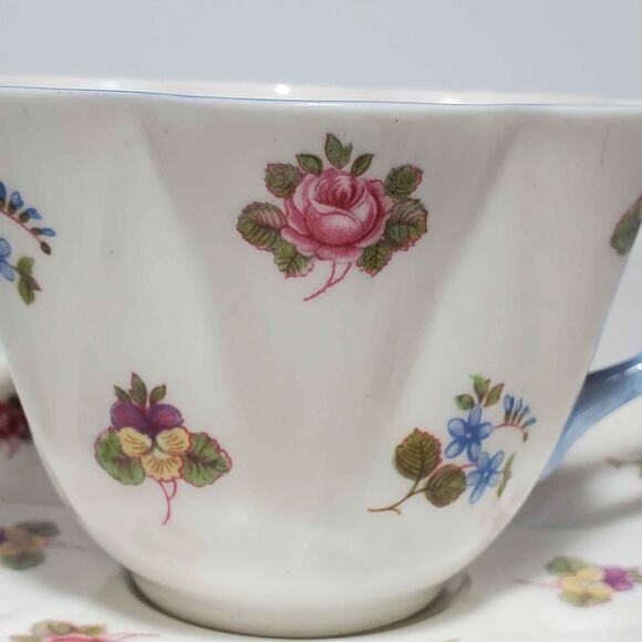 Shelley Teacup and Saucer Rose Pansy Forget-Me-Not Vintage - Picture 3 of 9